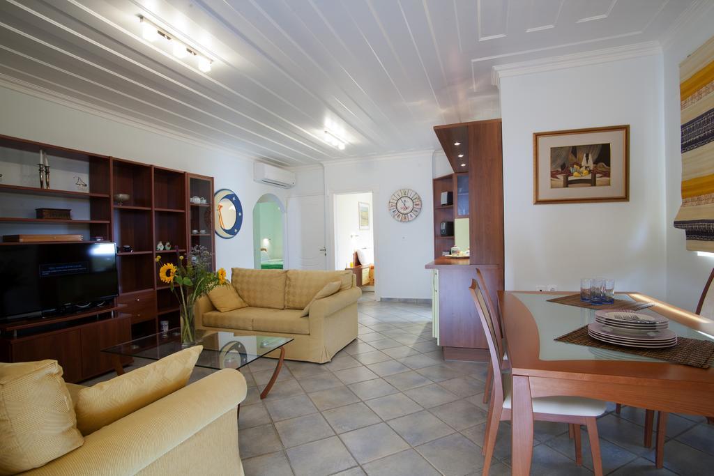 Exanthia Villas Buitenkant foto